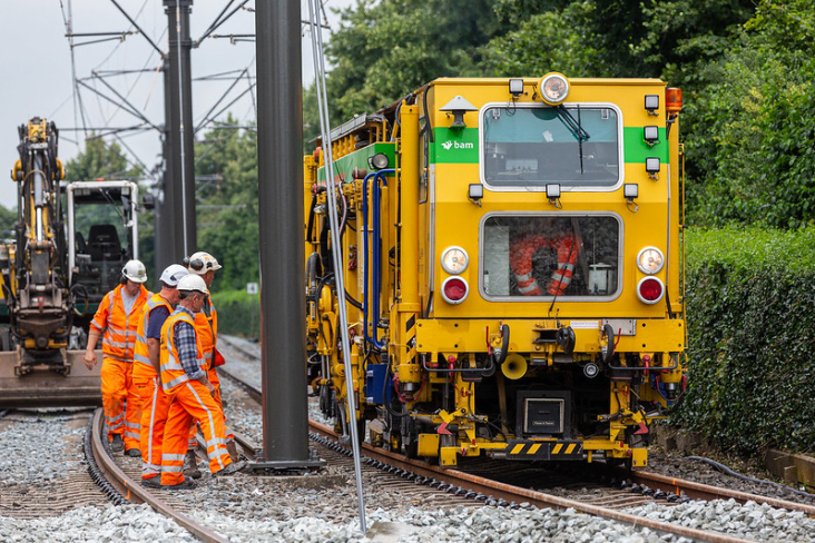 Stopmachine bij halte Eiteren, IJsselstein
