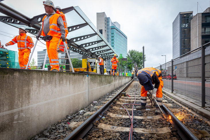 © Rick Huisinga. Ombouw halte Jaarbeursplein