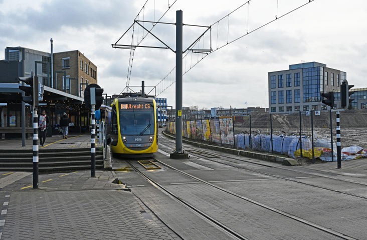 halte Nieuwegein met bouwterrein