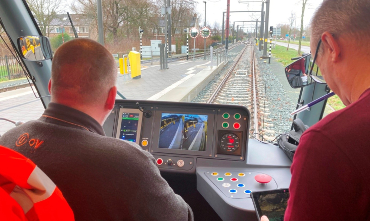Aan boord tijdens testrit met nieuw communicatieplatform ULTRA